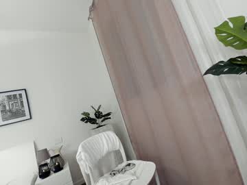Erik and Alice Nudes and Live Cam