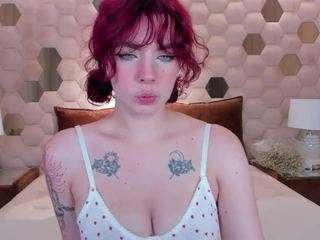 forget-me-nots Nudes and Live Cam