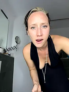 GermanSchoolTeacher Nudes and Live Cam