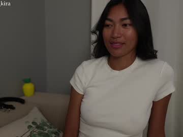 Kira Nudes and Live Cam