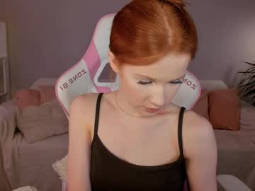 Leah Nudes and Live Cam
