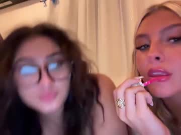 lils Nudes and Live Cam