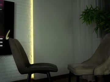 Lina Nudes and Live Cam