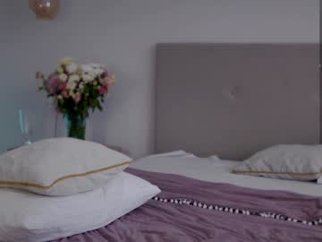 Sabi ——https://www.instagram.com/sabrin_s77/ Nudes and Live Cam