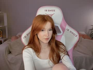Leah Nudes and Live Cam