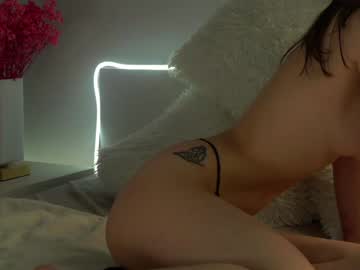 Lina Nudes and Live Cam