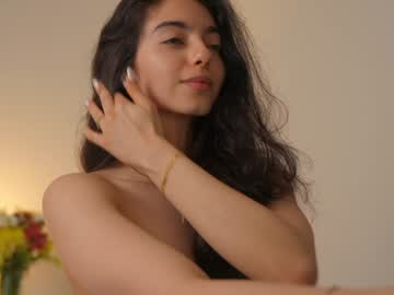 Naughty Samm Nudes and Live Cam