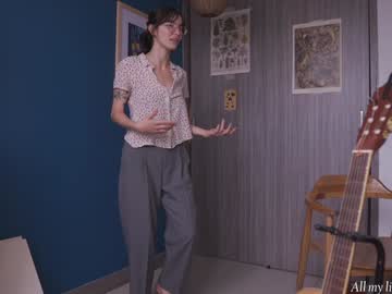Alfonsina Nudes and Live Cam