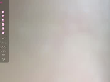 Anne Nudes and Live Cam