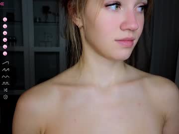 Anne Nudes and Live Cam