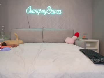 Bianca Nudes and Live Cam
