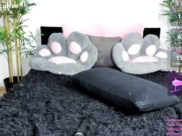 ?, Asya Nudes and Live Cam
