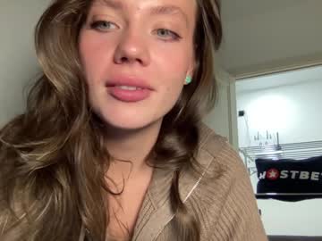 Greetings , Jess:) Nudes and Live Cam