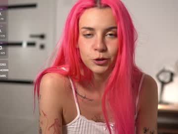 Kate Nudes and Live Cam