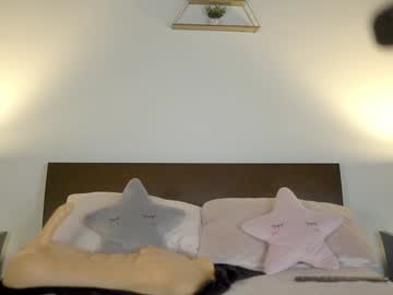 Kelly Nudes and Live Cam