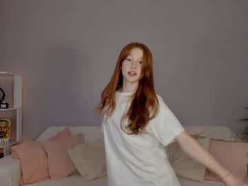 Leah Nudes and Live Cam