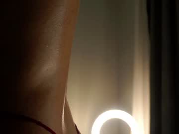 Lina Nudes and Live Cam