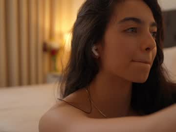 Naughty Samm Nudes and Live Cam