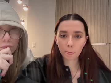 selena Nudes and Live Cam