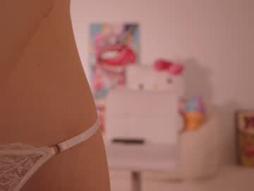 Stella Nudes and Live Cam