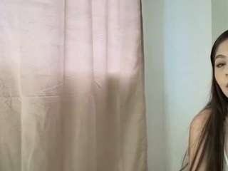 ami-sweetlove Nudes and Live Cam
