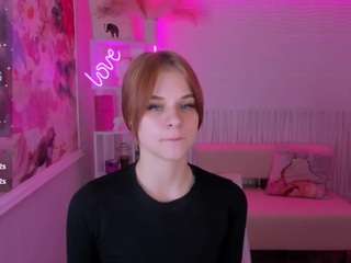 evaelffie Nudes and Live Cam