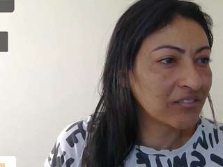 elajuicy Nudes and Live Cam