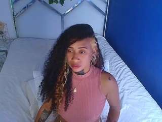 hollyvega Nudes and Live Cam