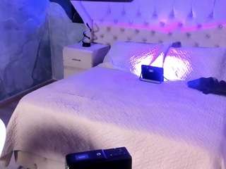 nahomirichards Nudes and Live Cam
