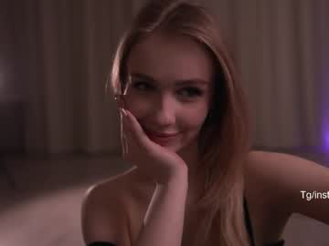 Alissa Nudes and Live Cam