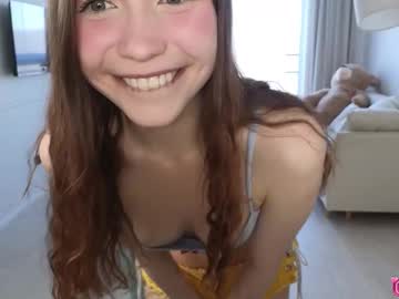 DELORA Nudes and Live Cam
