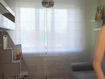 Sasha Nudes and Live Cam